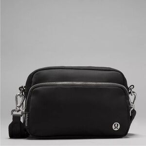 Lululemon Everywhere Crossbody Bag 2L Metal Hardware- Black